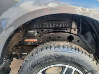 Mitsubishi L200 - 9