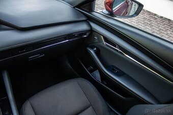 Mazda 3 2.0 Skyactiv G122 Plus A/T 90kw - 9