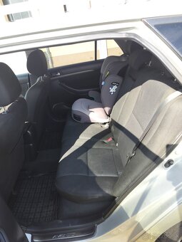 Predám Toyotu Avensis - 9