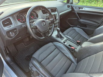 Volkswagen Golf Variant 1.6 TDI BlueMotion Highline DSG - 9