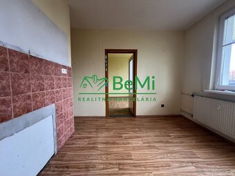 Predaj 3 izbový byt - LEVICE (087-113-MIJK) - 9