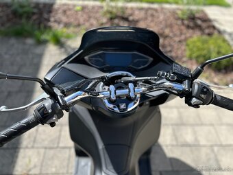 Honda PCX 125 - 9