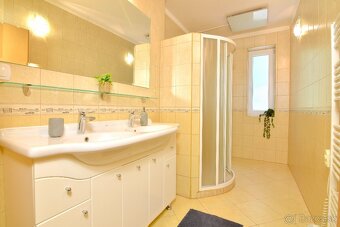 3-izbový byt s 2 balkónmi pivnicou a záhradou Nitra Chrenová - 9