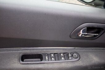 PEUGEOT 3008 1,6 VTI 88KW STYLE - 9