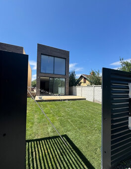 Bývajte priamo pri Vajnorskom Jazere - 9