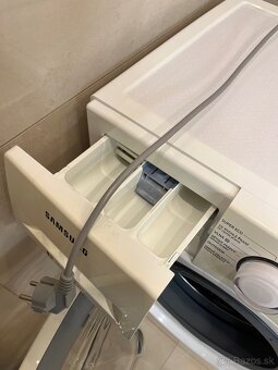 Slim pracka zn. Samsung - 9