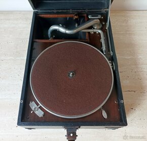 His Master’ Voice – gramofon na kliku z roku 1925, top stav - 9
