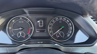 Škoda Superb 2.0 TDI Ambition DSG - 9