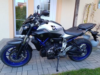 Yamaha MT 07 - 9