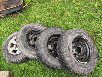 Rozpredám Nissan Terrano 2 - 9