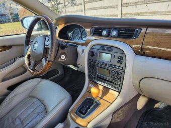 Jaguar X-Type 2.5 benzin - 9