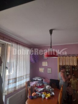 "REZERVOVANÉ" Predaj 3izb.byt v centre Želiezoviec - 9