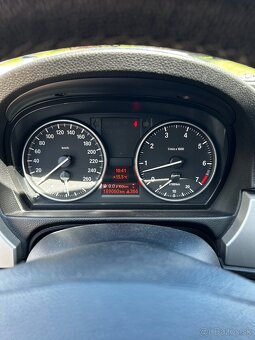 BMW e91 318i 2009 Benzín - 9