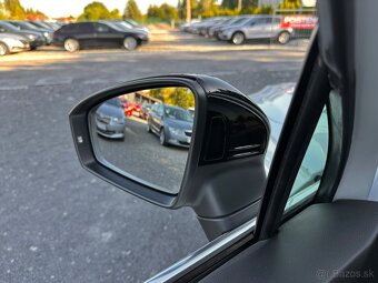 Volkswagen Tiguan 2.0 TDI EVO Life Virtual Cockpit IQ Light - 9