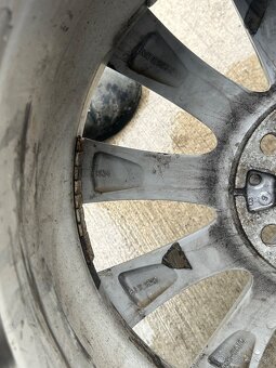 Originál BMW zimná sada 225/45 R18 Goodyear - 9