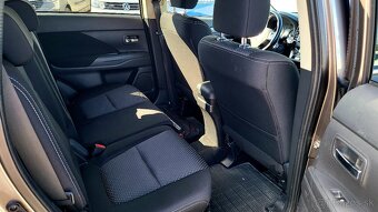 Mitsubishi Outlander 2.2 DI-D Intense+ 110kW 7.miestny - 9