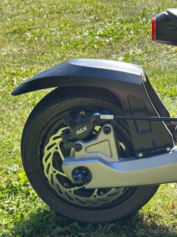 Joyor LuxeRider - 9