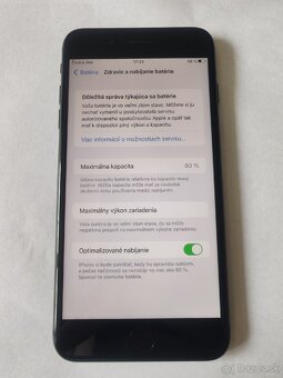 iPhone 8 + Plus 64GB - 9