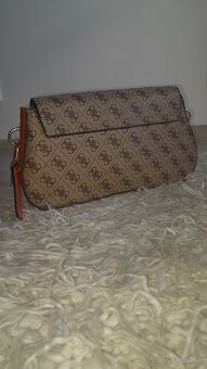 Guess kabelka - 9