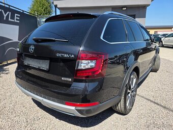 Škoda Octavia Combi 2.0 TDI 184k Scout DSG 4x4 - 9