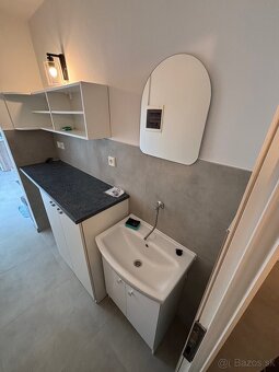 Prenajmem zrekonštruovanú kanceláriu – 42 m² - 9