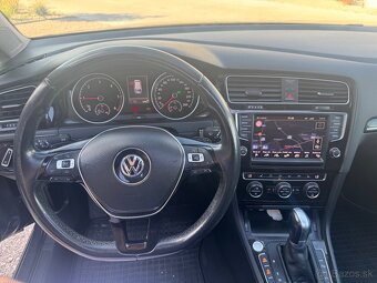 Volkswagen Golf VII Highline Variant 2.0TDi - 9