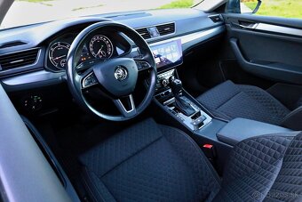 Superb Combi 2.0 TDI SCR Style DSG - 9