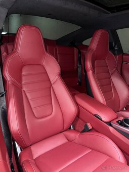 Porsche 911 Turbo S - 9