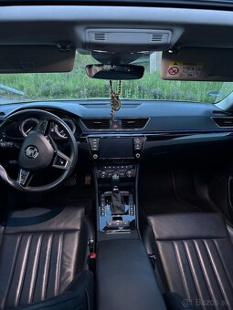 Škoda Superb Laurin&Klement 2.0 TDi DSG 4x4 - 9