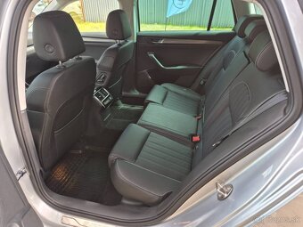 Škoda Superb Combi 2.0 TDI SCR Style 4x4 DSG - 9