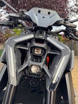 KTM 1390 Super Duke R EVO - zánovná iba 1.345 km - 9
