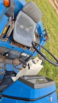 Malotraktor Iseki TU 240 landhope - 9