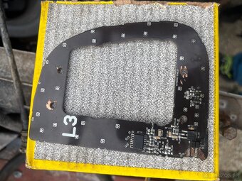 Predam zadné svetlo na Ford Mustang - 9