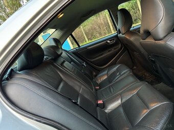 Volvo S60 2.4D5 120KW - 9