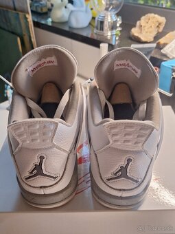 Jordan 4 retro white oreo - 9