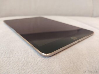 iPad mini 4 Wi-Fi 16GB Space Grey - 9