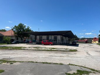 Komerčný objekt v centre Moldavy nad B. s pozemkom 1 808 m2 - 9