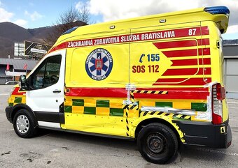 Ford Transit 2,0 TDCi 4X4 L2H2 Sanitka - 9