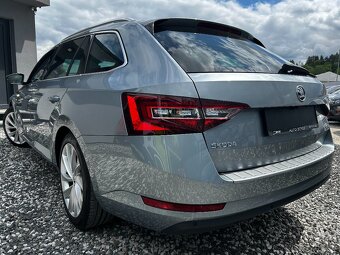 Škoda Superb Combi - 9