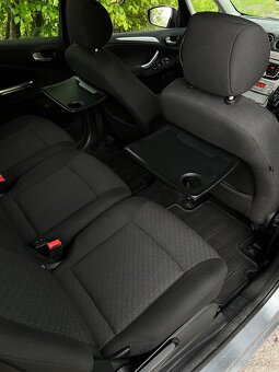 Ford galaxy 2.0TDCI 7 miestny 2009 - 9