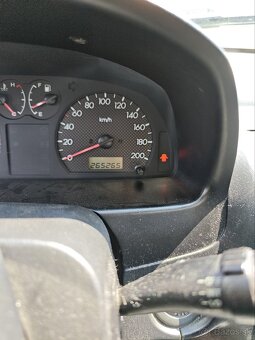 Hyundai Terracan 2.9 crdi 110kw - 9