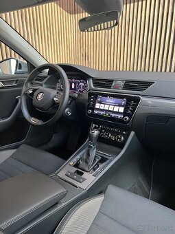 Škoda Superb 2.0 TDI SCR SCOUT 4x4 DSG - 9