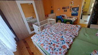 Predám 2 izbový tehlový rodinný dom. - 9