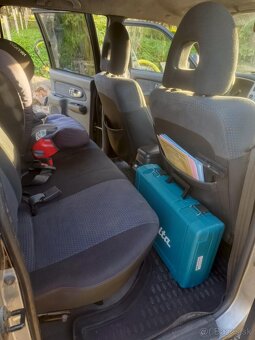 L200 - 9