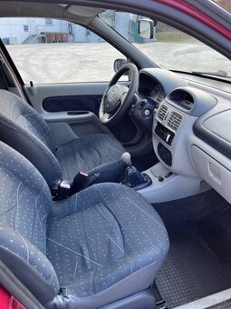 Renault CLIO THALIA - 9