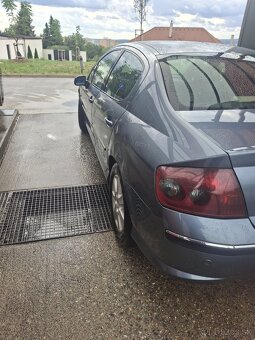 Predám peugeot 407 2.0 hdi 2500eur. - 9
