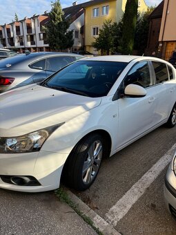 Predám Chevrolet Cruze - 9