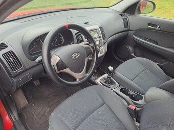 Hyundai i30 cw 1.6 crdi 66kw 90ps - 9