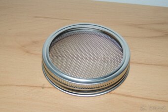 Stojan na klíčenie - 9