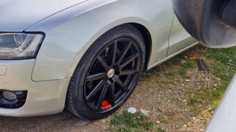 Stredové krytky - pukličky kolies AUDI - 9